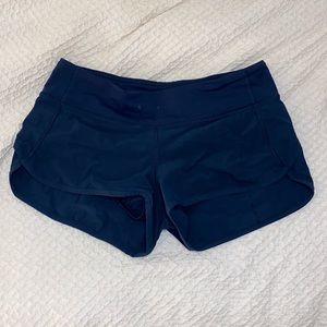 Lululemon Speed short 2.5”